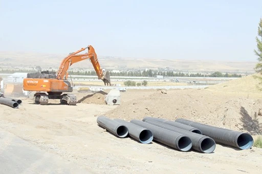 BATMAN T&Uuml;RKİYE&rsquo;DE &Ouml;RNEK G&Ouml;STERİLEN BİR KENT KONUMUNU TAŞIYOR