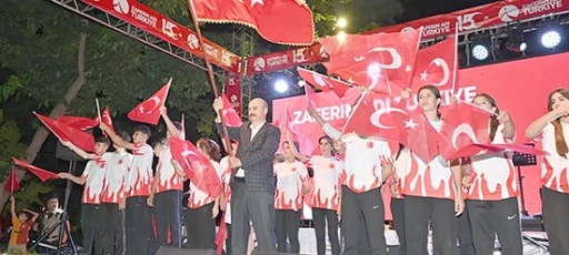 VALİ CANALP &ldquo;15 TEMMUZ, MİLLETİMİZİN DEMOKRASİYE SAHİP &Ccedil;IKIŞININ DESTANIDIR&rdquo;