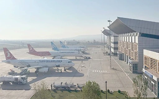 HAVALİMANI &Ccedil;EVRECİ D&Ouml;N&Uuml;Ş&Uuml;MDE &Ouml;RNEK OLUYOR