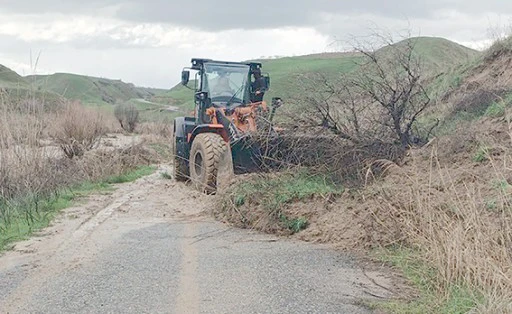 KAPANAN YOLLAR ULAŞIMA A&Ccedil;ILDI