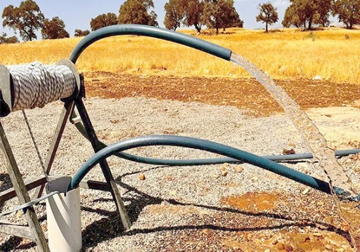 GAZİLER K&Ouml;Y&Uuml; SAĞLIKLI SUYA KAVUŞUYOR