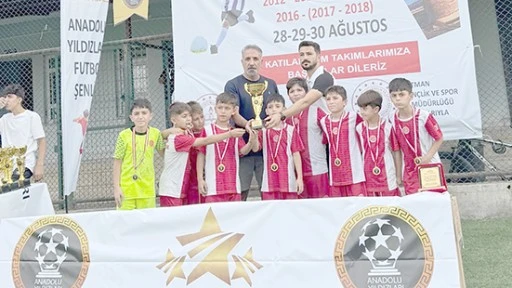 ANADOLU YILDIZLARI BATMAN&rsquo;DA SAHAYA &Ccedil;IKTI