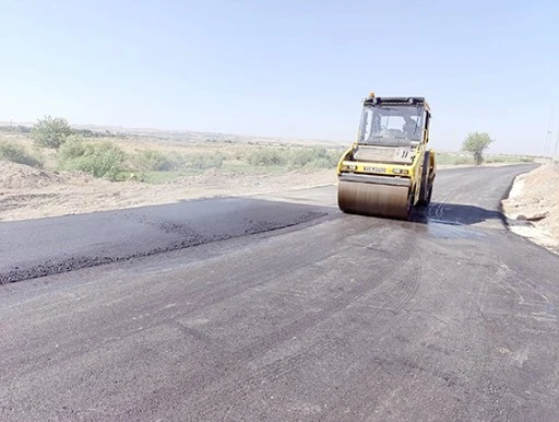 &ldquo;HEDEFLENEN ASFALT MİKTARINA ULAŞIYORUZ&rdquo;