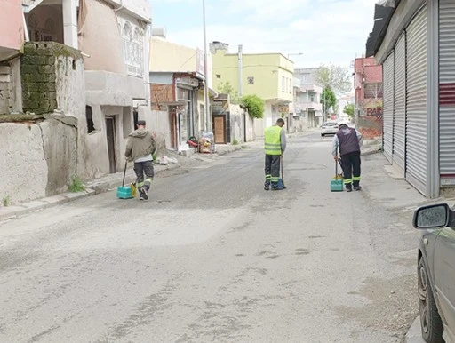 MAHALLELERDE KAPSAMLI TEMİZLİK SEFERBERLİĞİ