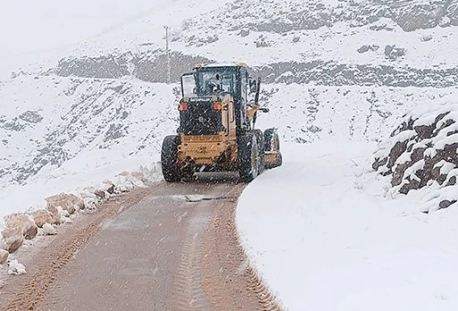 KARLA M&Uuml;CADELE ARALIKSIZ DEVAM EDİYOR