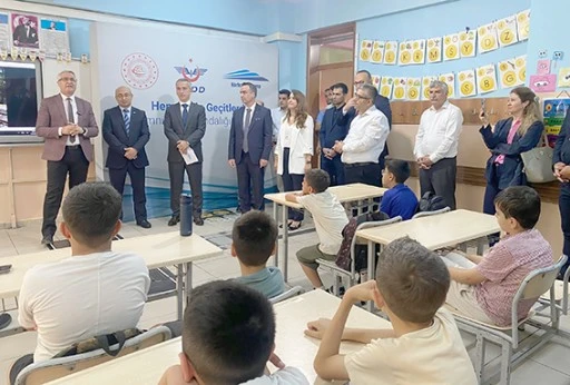 HEMZEMİN GE&Ccedil;İT EĞİTİM PROGRAMI D&Uuml;ZENLENDİ