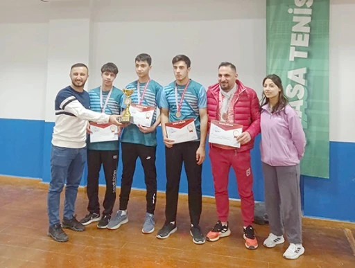 SPOR LİSESİ MASA TENİSİNDE &Ccedil;İFTE ŞAMPİYONLUK YAŞADI