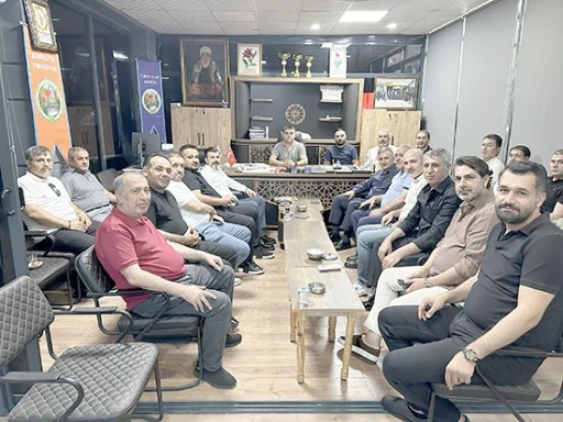 BAŞKAN ADAYI KURT &ldquo;BATSO, ŞEHRE Y&Ouml;N VEREN BİR KURUM OLMALI&rdquo;