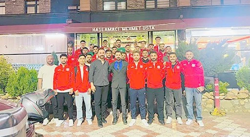 SAVCI&rsquo;DAN BATMAN SASON SPOR&rsquo;A MORAL YEMEĞİ