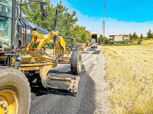 KOZLUK’UN KÖYLERİNDE ALTYAPI VE YOL SEFERBERLİĞİ