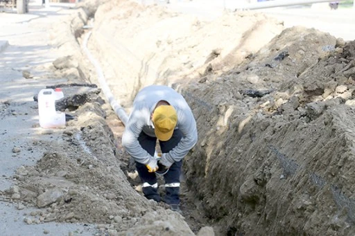 &Ccedil;AY MAHALLESİ&rsquo;NE 1 KM UZUNLUĞUNDA İ&Ccedil;ME SUYU HATTI