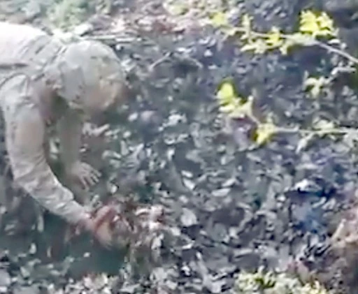 BATMAN'DA PKK'YA AİT SIĞINAK VE BARINAKLAR İMHA EDİLDİ