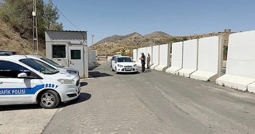 HUZUR VE G&Uuml;VENLİK UYGULAMALARI S&Uuml;R&Uuml;YOR