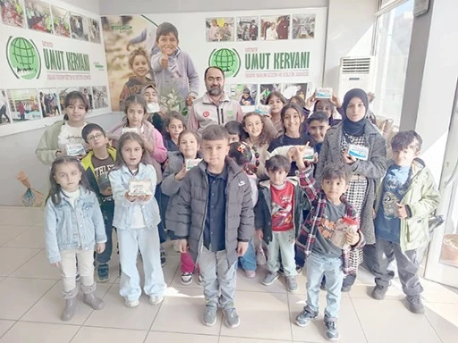 &Ccedil;OCUKLARDAN ANLAMLI BAĞIŞ