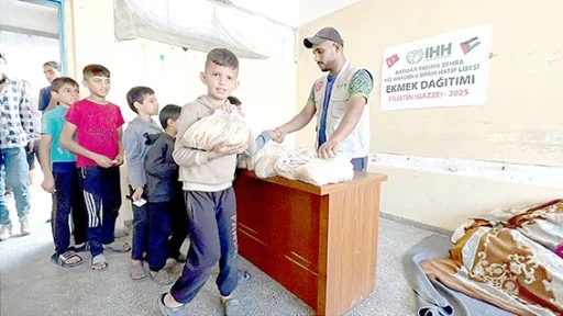 BATMANLI ÖĞRENCİLERDEN GAZZE’YE DESTEK