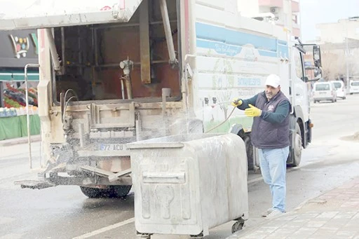 3 MAHALLEDE EŞ ZAMANLI TEMİZLİK