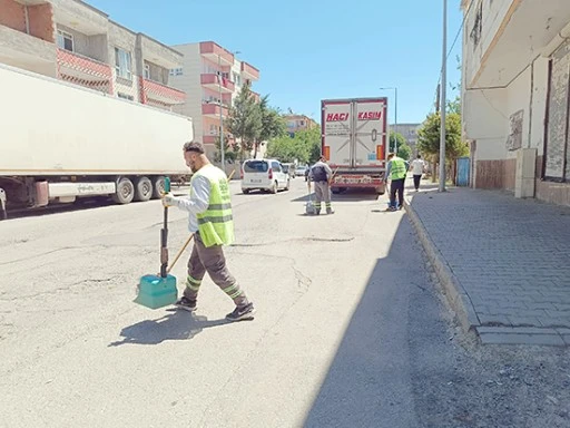 3 MAHALLEDE EŞ ZAMANLI TEMİZLİK &Ccedil;ALIŞMASI