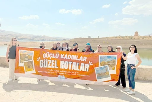 KADINLAR TARİHİ MİRASI YERİNDE KEŞFEDİYOR