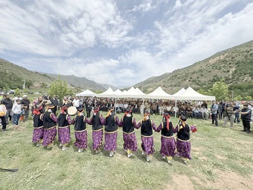 KOZLUK&rsquo;TA BAHARIN COŞKUSU