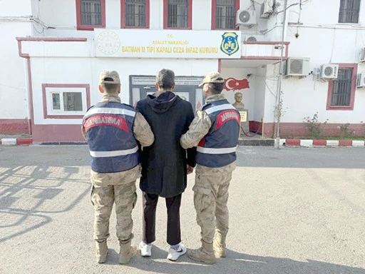 ARANAN 23 ŞAHIS YAKALANDI