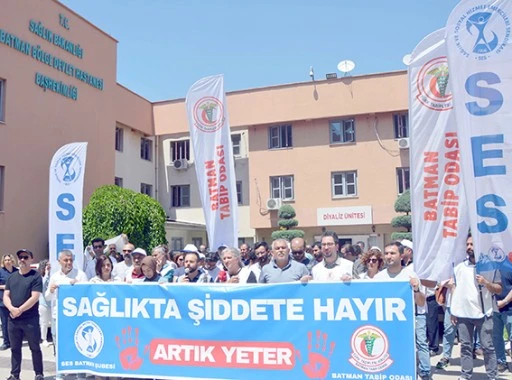 SAĞLIK EMEK&Ccedil;İLERİNDEN ŞİDDETE KARŞI ORTAK TEPKİ