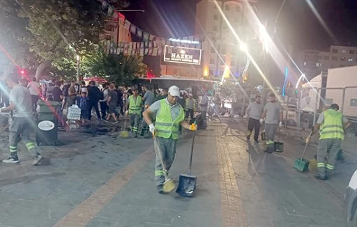 TEMİZLİK &Ccedil;ALIŞMALARI GECE G&Uuml;ND&Uuml;Z S&Uuml;R&Uuml;YOR