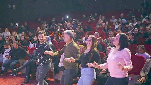 BATMANLILAR&rsquo;DAN CELAL G&Uuml;M&Uuml;Ş KONSERİNE YOĞUN KATILIM