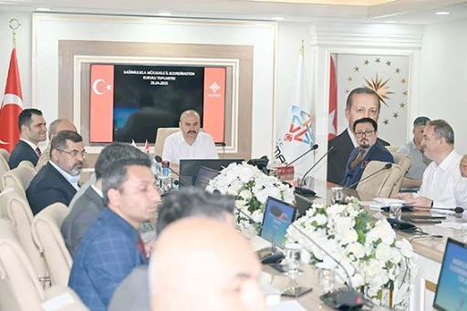 BAĞIMLILIKLA M&Uuml;CADELE KURULU TOPLANTISI YAPILDI