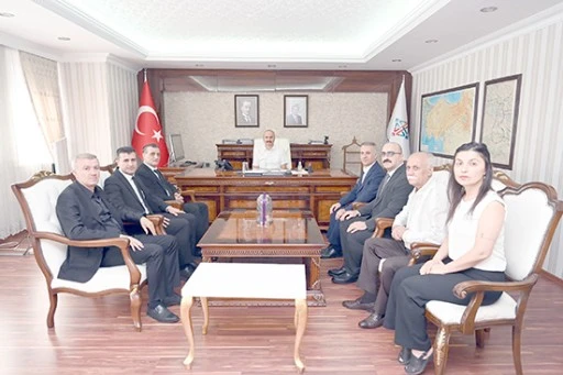 AHİLİK HAFTASI KOMİTESİNDEN VALİ CANALP&rsquo;E ZİYARET
