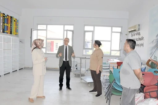 KIZ ANADOLU İMAM HATİP LİSESİNE ZİYARET