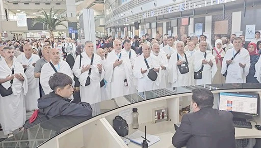 190 HACI ADAYI DUALARLA UĞURLANDI