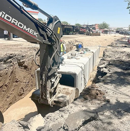 5,4 KİLOMETRELİK YAĞMUR SUYU VE KANALİZASYON HATTI İNŞA EDİLDİ