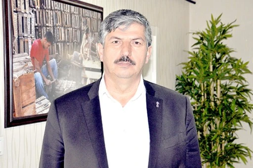 BAŞKAN &Ccedil;İFT&Ccedil;İ'DEN ANTALYA VE İZMİR U&Ccedil;UŞLARI İ&Ccedil;İN GİRİŞİM