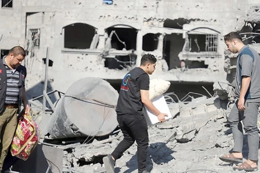 TURAN &ldquo;HEM BOMBALARLA HEM A&Ccedil;LIKLA M&Uuml;CADELE EDİYORLAR&rdquo;