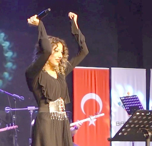 POP ROCK GEN&Ccedil;LİK KONSERİ B&Uuml;Y&Uuml;K BEĞENİ TOPLADI