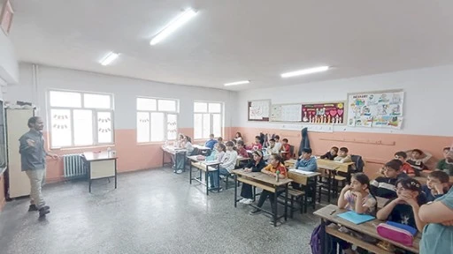 &Ouml;ĞRENCİLERE &lsquo;SIFIR ATIK&rsquo; EĞİTİMİ