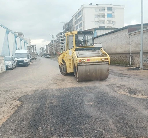 YAĞIŞ &Ouml;NCESİ VE SONRASI BELEDİYE EKİPLERİ SAHADAYDI