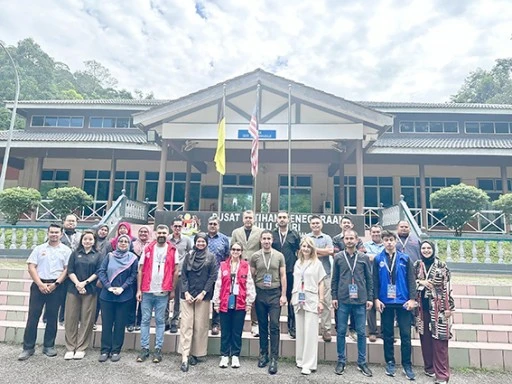 BATMAN&rsquo;DAN MALEZYA&rsquo;YA KARDEŞLİK BAĞLARI KURULDU