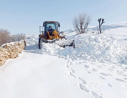 4 BİN 859 KİLOMETRE K&Ouml;Y YOLU ULAŞIMA A&Ccedil;ILDI