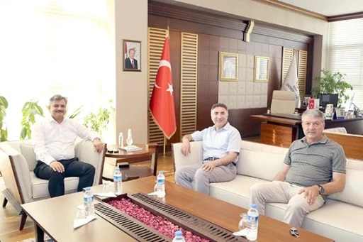 REKT&Ouml;R DEMİR&rsquo;DEN REKT&Ouml;R ŞINDAK&rsquo;A ZİYARET