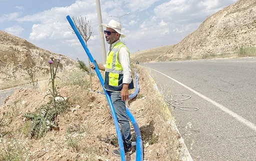 &Ccedil;EVRE YOLLARI YEŞİL KUŞAK PROJESİYLE YEŞİLE B&Uuml;R&Uuml;N&Uuml;YOR