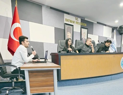 KENTSEL D&Ouml;N&Uuml;Ş&Uuml;M PROJELERİ HAKKINDA MUHTARLAR BİLGİLENDİRİLDİ