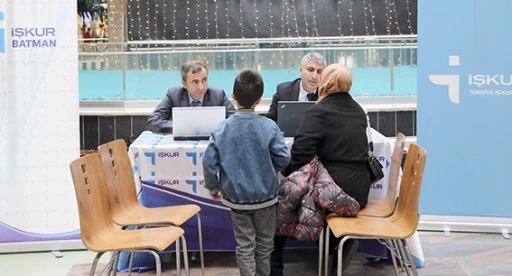 İŞKUR BİLGİLENDİRME STANDI A&Ccedil;TI