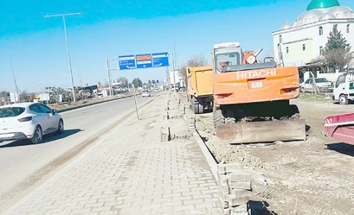 HASANKEYF YOLU YEŞİLE BOYANIYOR