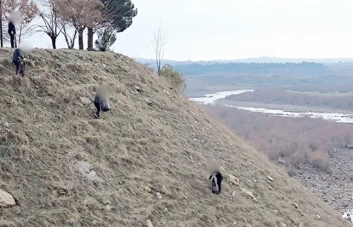 MALABADİ K&Ouml;PR&Uuml;S&Uuml;N&Uuml;N ETRAFI TEMİZLENDİ