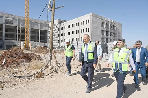 500 YATAKLI HASTANE İNŞAATI İNCELENDİ