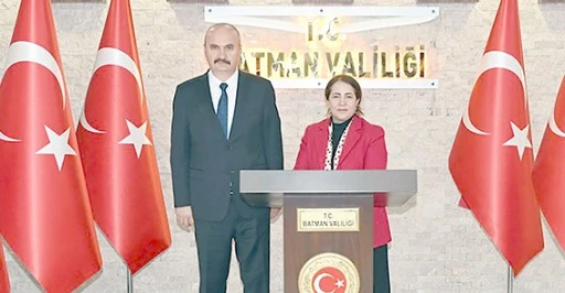 BATMAN&rsquo;DA BAĞIMLILIKLA M&Uuml;CADELEDE KARARLILIK MESAJI