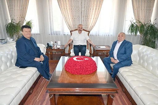 BORSA BAŞKANINDAN VALİ CANALP&rsquo;A ZİYARET