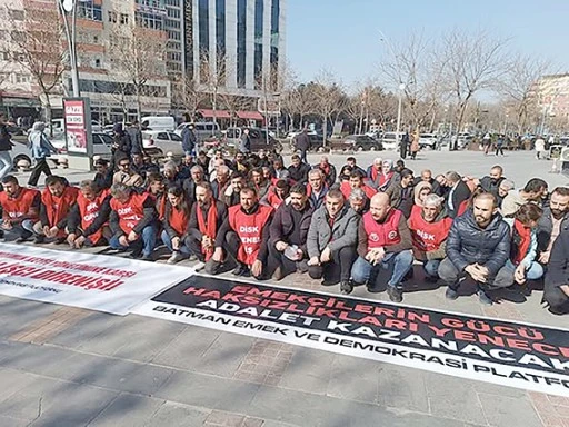 İŞ&Ccedil;İ &Ccedil;IKARMALARINI &lsquo;PROTESTO&rsquo; ETTİLER
