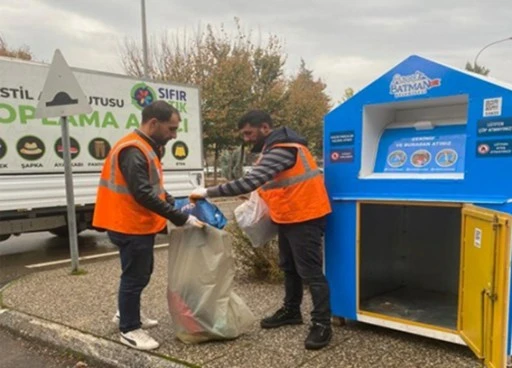 KULLANILMIŞ GİYSİLER GERİ D&Ouml;N&Uuml;Ş&Uuml;ME KAZANDIRILIYOR